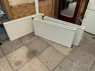 3 stk radiatorer sælges samlet