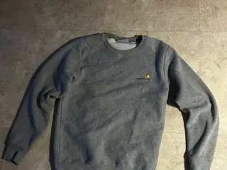 Sælger 4 sweatshirts 