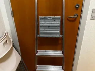 Trappestige med fire trin