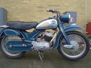 MC, NSU Supermax 200cc 7981 MOMSFRI