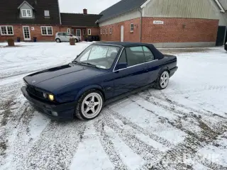 Personbil BMW 320i Cabriolet E30