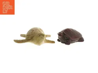 Træskulpturer af havskildpadde og landskildpadde (str. 7 cm. og 4 cm)