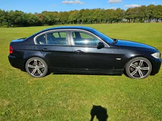 BMW 2007 6 cyld. 330d hk 231 nm 500 