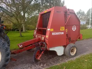 Hesston 5540 Rundballepresser