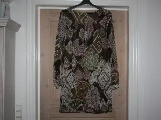 Tunika str. 38 Længde 85 cm