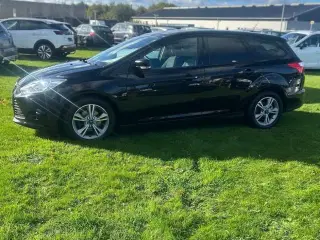 Ford Focus 1,0 SCTi 125 Champions Edition stc.