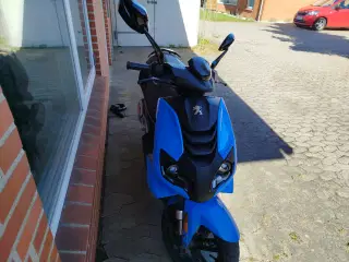Peugeot speedfight 4 2t 
