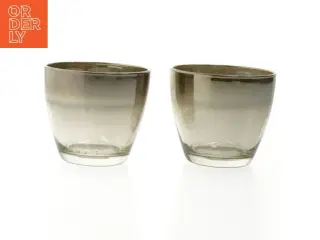 Sæt med to glas/skjulere (str. Ø. 9,5 cm. længde. 8,5 cm)