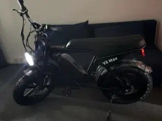 Elcykel / El scooter V8 Max – Helt ny