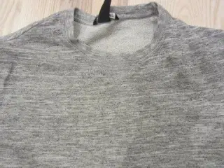 Str. M, grå sweatshirt