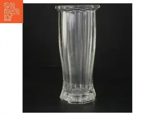 Gammel Glasvase (str. 22 cm)