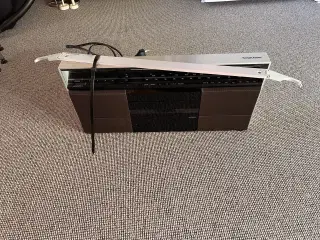 B og O radio med vægbeslag