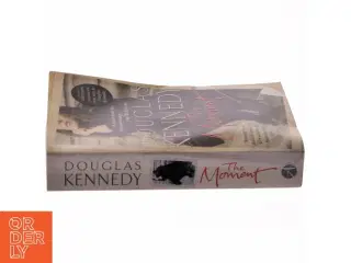 The Moment af Douglas Kennedy (Bog)