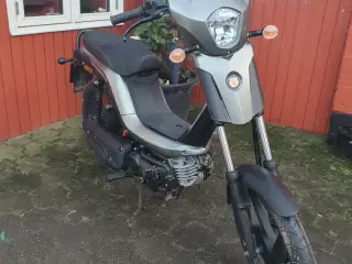  30 Scooter 