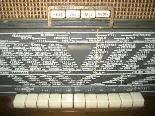 B&O radio fra ca. 1960 sælges