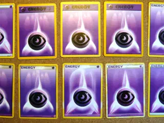 Pokemon kort - 10 forskellige psycho energy kort