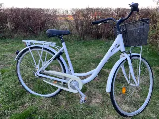 Flot damecykel sælges