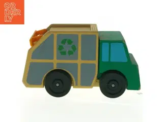 Skraldebil i træ