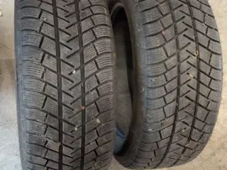 255/50 R19