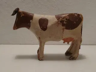 Fængselslegetøj: Brunbroget ko. L.12,5cm.1930´erne
