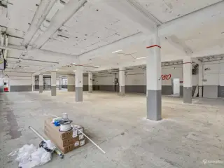 Regulært og alsidigt lager i Ballerup