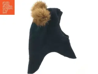Børnehue med pompon fra Huttelihut (str. 40 cm)