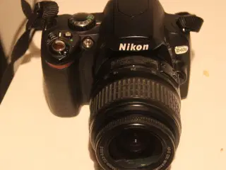 Nikon kamera sælges.