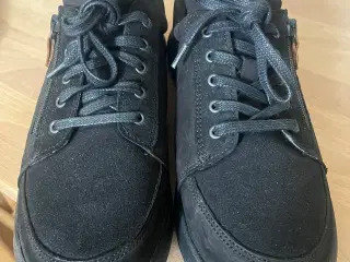 New feet - specialskole til følsomme fødder 