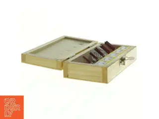 Træ routerbit-sæt i kasse (str. 16,5 x 10 x 5 cm) til overfræser