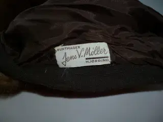 Mink Hue sælges