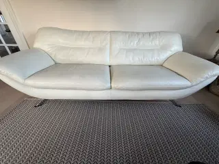 Hvide 3 og 2 personers Hjort Knudsen lædersofaer