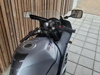 Suzuki rf600r 