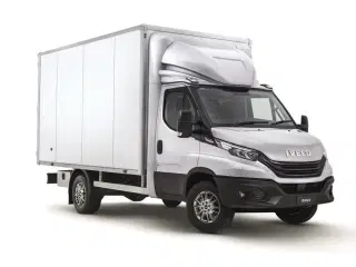 Iveco Daily 3,0 35S18 4100mm Box m/lift AG8