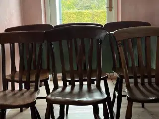 Gamle antikke spisebordsstole