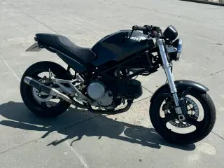 Ducati monster 600