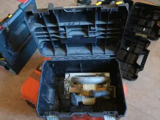 Akku rundsav DEWALT med lader