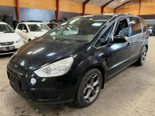 Ford S-MAX 2,0 TDCi 140 Titanium