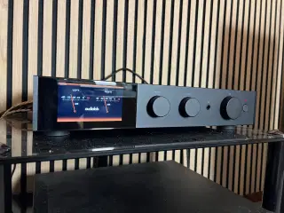 Audiolab 9000 A