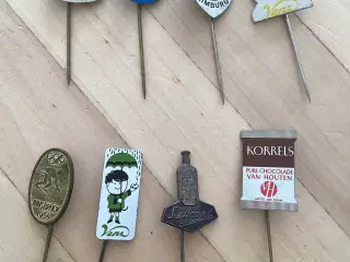8 forskellige pins 