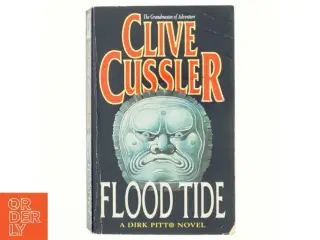 Flood tide : a novel af Clive Cussler (Bog)