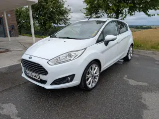 2013 Ford 1,0 SCTi 125 titanium 5d