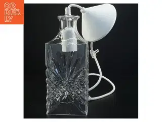 Lampe til ophæng (str. 23 x 10 cm)