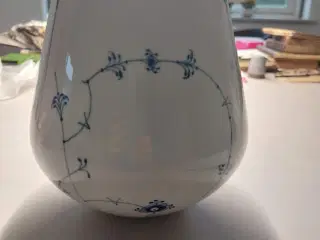 Musselmalet riflet vase stor