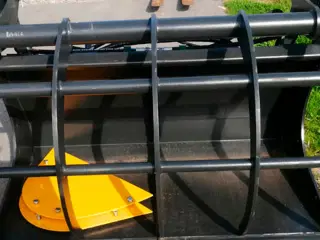 Metal-Technik Pelikanskovl 150 cm med weidemann beslag