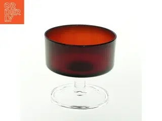 Glas i rød (str. H. 8 cm ø. 8,5 cm)