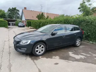 Volvo V60 2,0 D4 190 Momentum Eco aut.