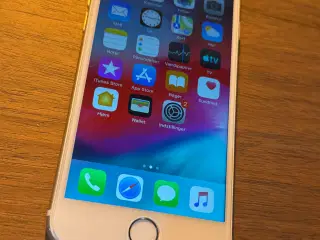 Jeg sælger en iPhone 6 – 128GB i hvid.