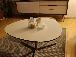 Flot sofabord 