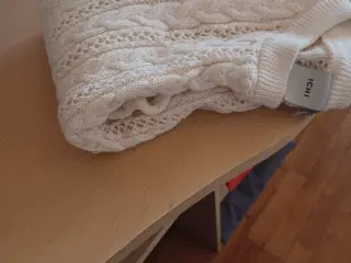 Akryl Strikbluse  ny