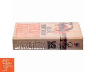 Honour among thieves af Jeffrey Archer (Bog)